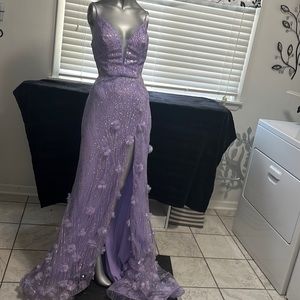 Stunningly gorgeous prom gown
